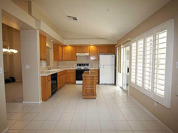 3rd image of 1717 Silver Glen Ave