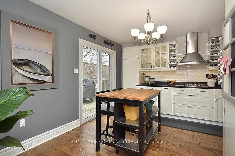 3 bed, $2,850 — Photo 4