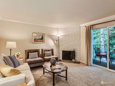 12029 100th Avenue NE #1B, Kirkland, WA, 98034