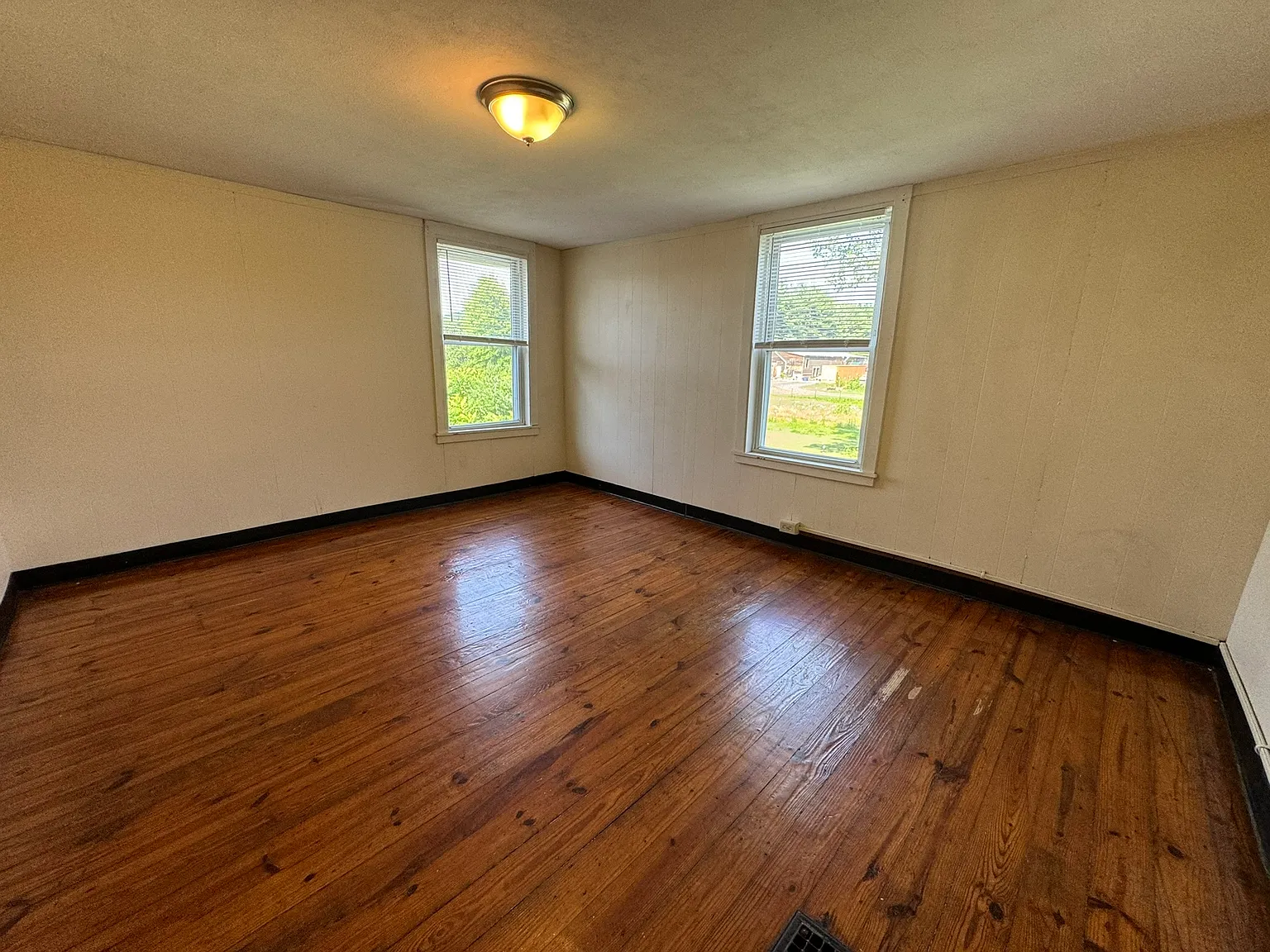 46 Old Amherst Rd — Photo 4