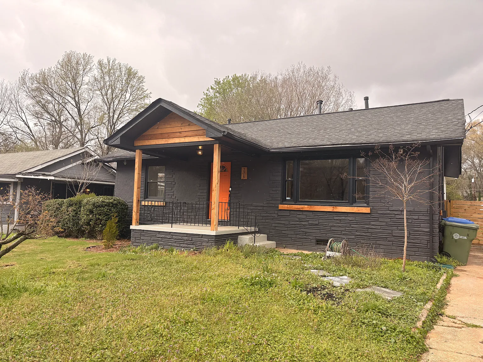 3 bed, 2.5 bath, 1444 sqft, $850 — Photo 2