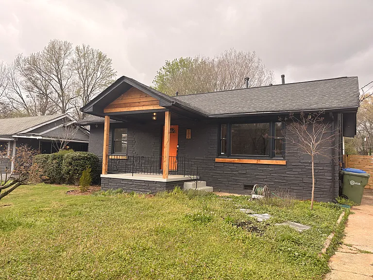 776 Norwood Rd SE — Photo 2