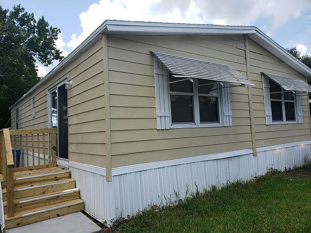 1st image of 117 Elm Ln #93
