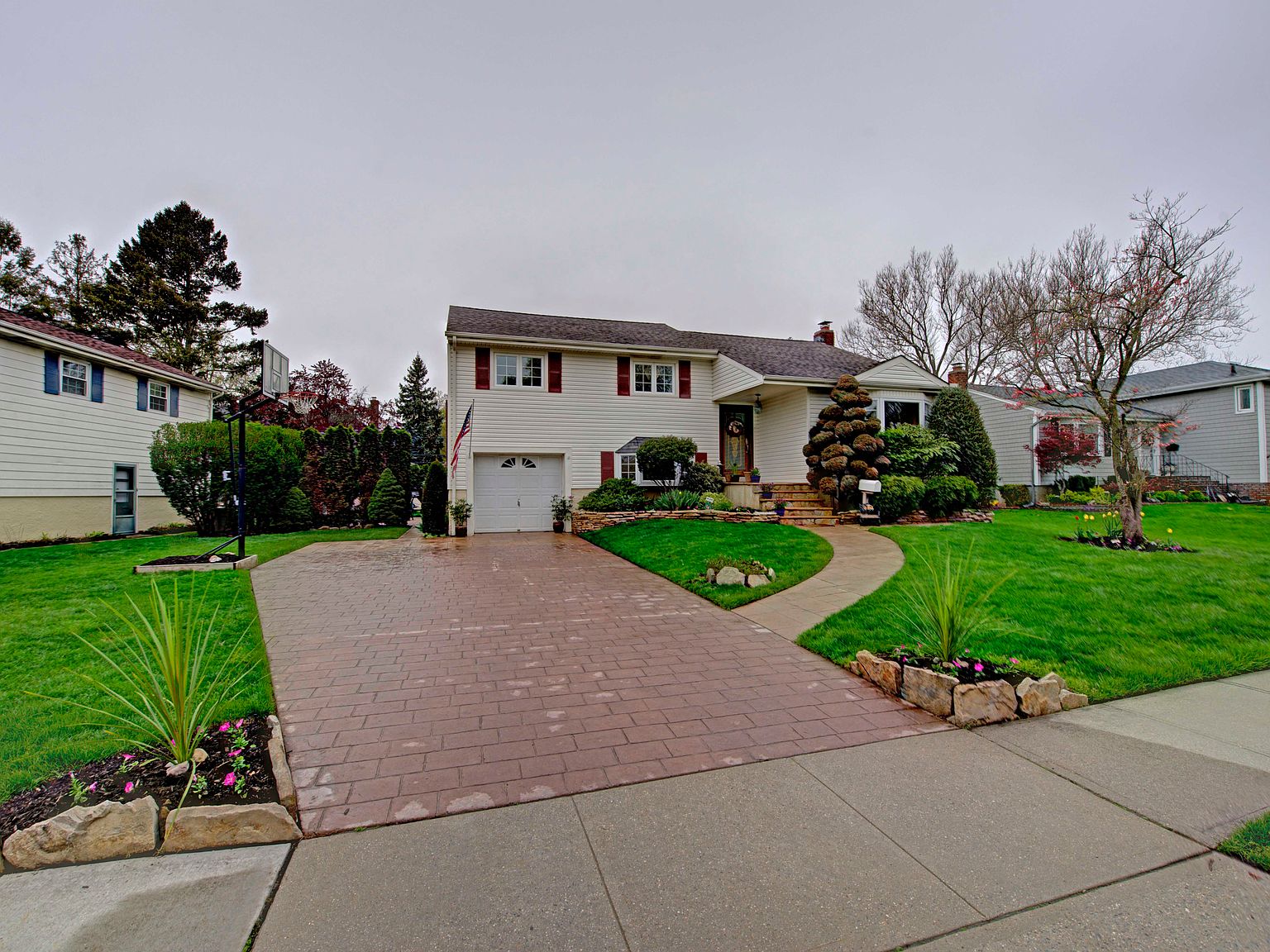 6 Seabury Rd, Garden City, NY 11530 Zillow