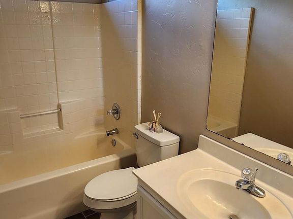 4th image of 1290 W Calle Rio Lobo
