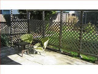 3rd image of 319 Park St