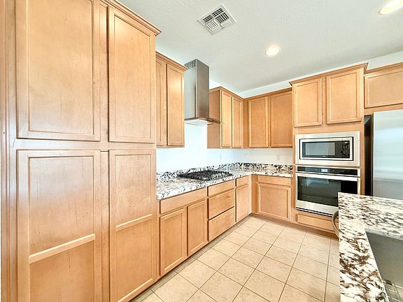 4th image of 40785 W Agave Rd