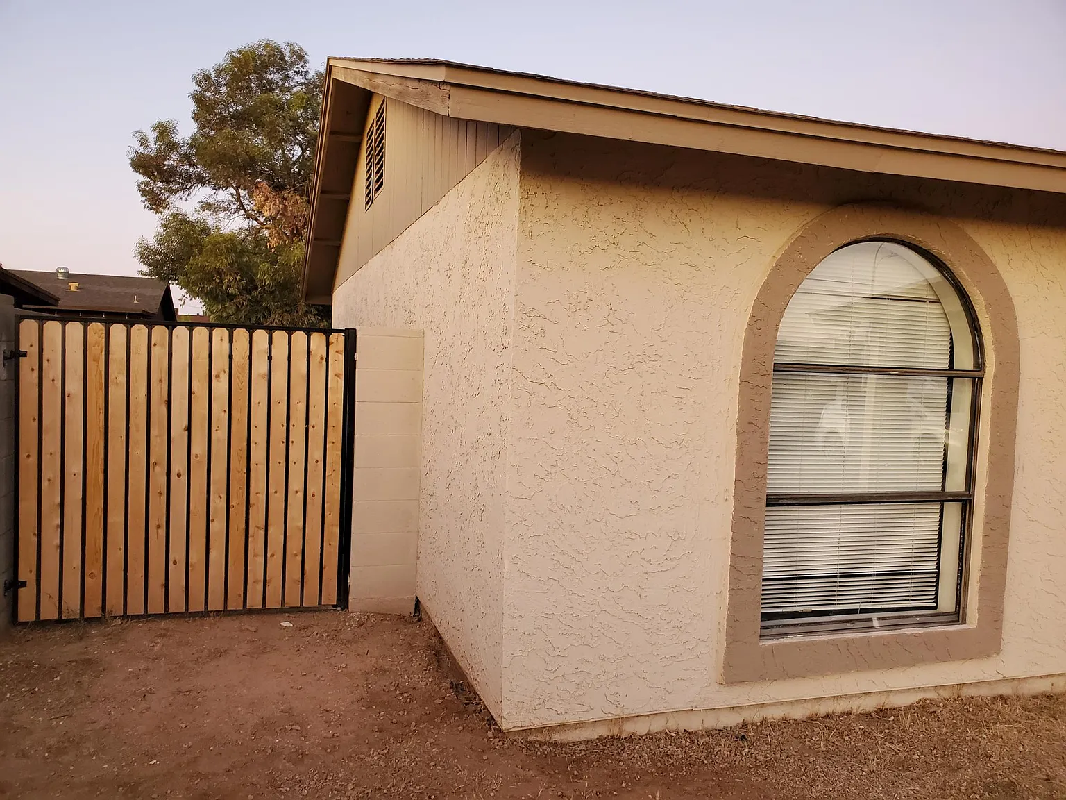 3 bed, 1343 sqft, $2,150 — Photo 3