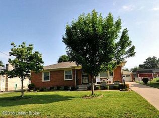 2239 Thistledawn Dr, Shively, KY 40216