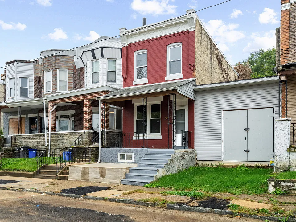 2032 W Estaugh St