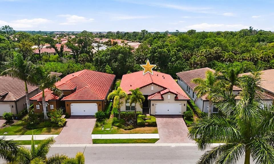1st image of 332 TOSCAVILLA BOULEVARD