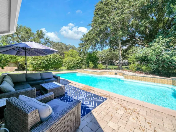 4423 Windlake Dr, Niceville, FL 32578