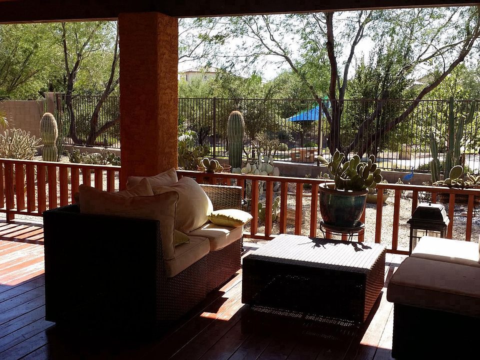 Wooden deck with fence view, No house behind my house