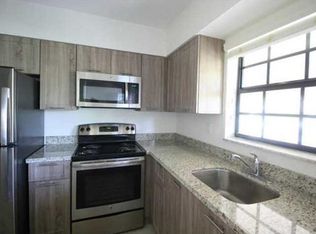 20 SE 14th St, Boca Raton, FL 33432