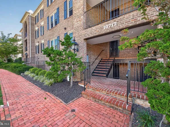 10717 Kings Riding Way APT 101, Rockville, MD 20852