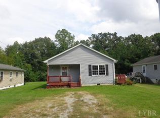 1100 Andrews Dr, Farmville, VA 23901