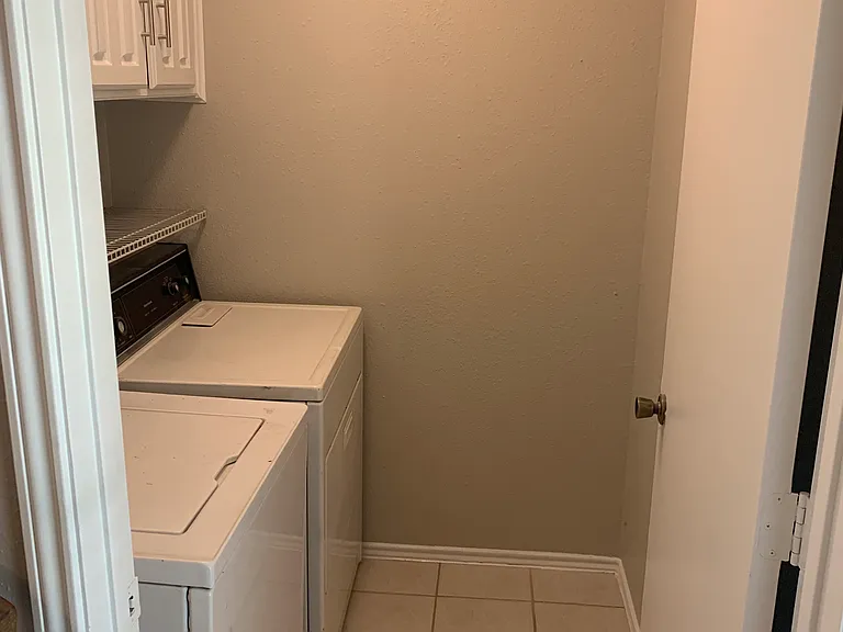 3120 Oak Ridge Point — Photo 17