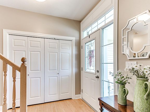 4th image of 3344 Foxley Dr