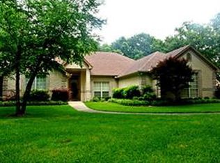 308 Stonewall Dr, Streetman, TX 75859