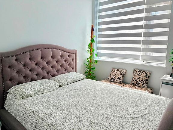 3rd image of 6460 Main St #203