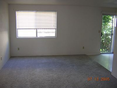 3rd image of 2034 Conger Ave NW