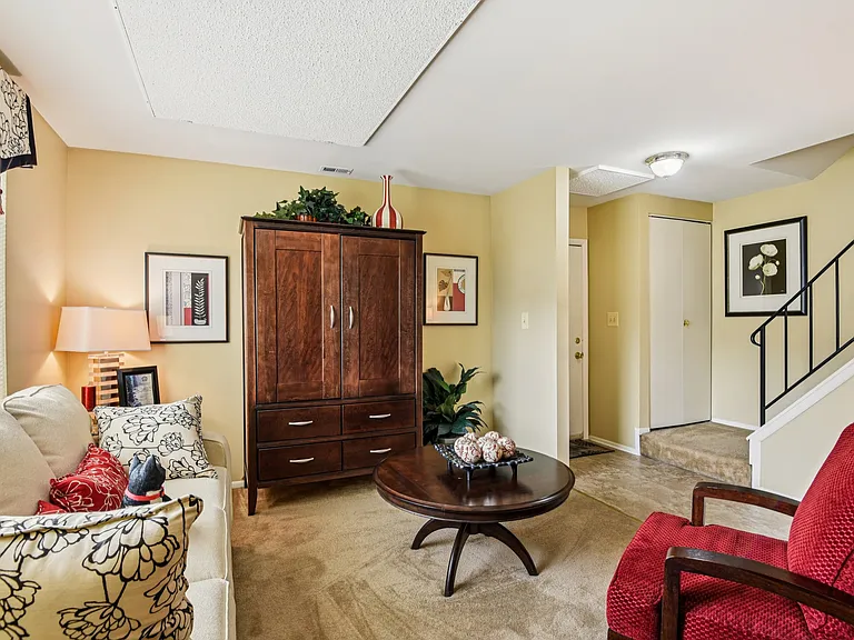 Howard Hills Rental Townhomes and Duplexes — Photo 94