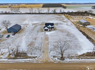 11920 Minx Rd, Temperance, MI 48182