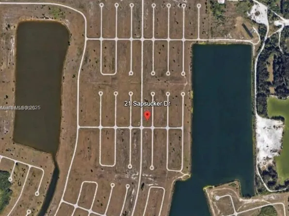 21 Sapsucker Dr, Placida, FL 33946