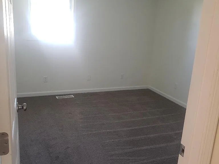 12 Rallen Dr — Photo 9
