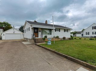 1342 Winnebago Ave, Sandusky, OH 44870