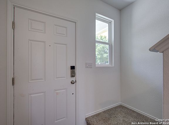 4th image of 4427 Red Haven Bldg #1