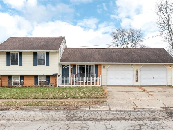 2149 Cornwall Dr, Xenia, OH 45385