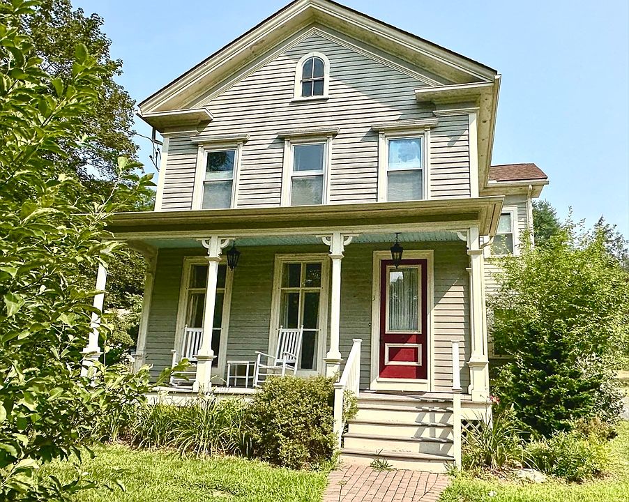 1st image of 3 Kingsley Ave