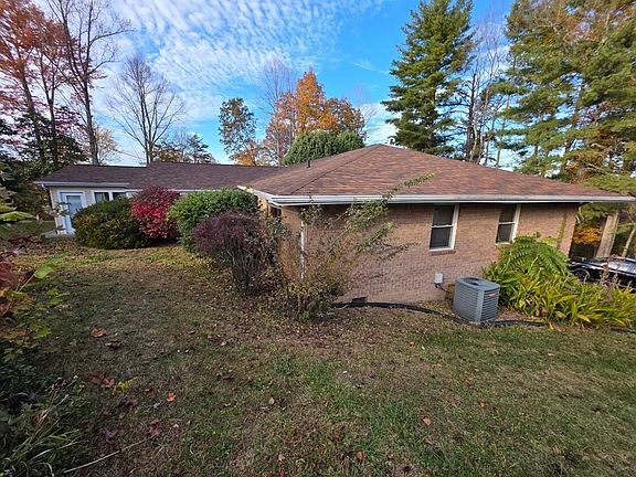 2nd image of 395 Mountain View Rd