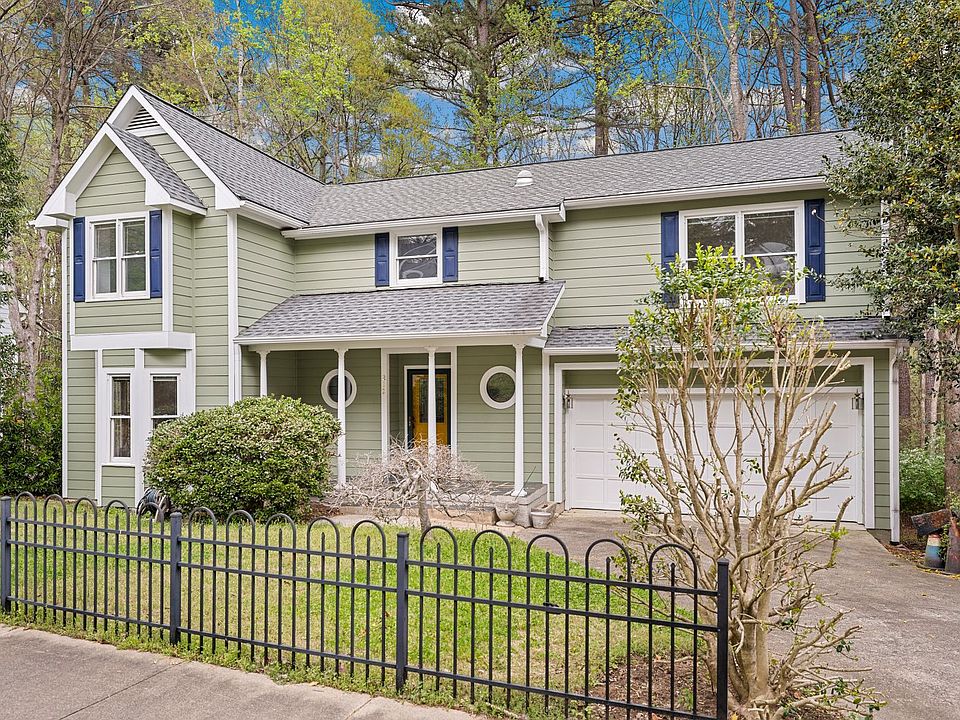 1st image of 212 Oxford Hills Dr