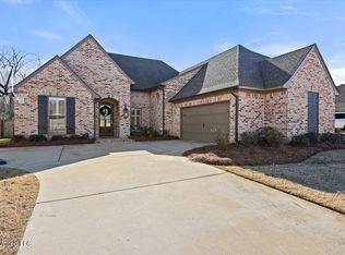 182 Grace Dr, Flowood, MS 39232