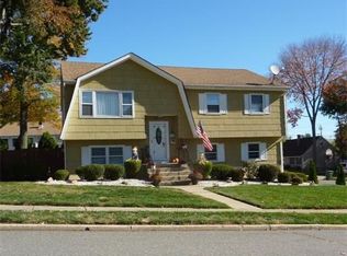 91 Scotland Ave, Edison, NJ 08817