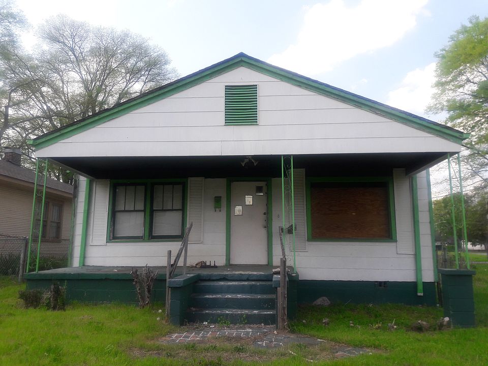 1st image of 2812 Avenue D