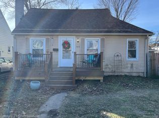 1012 E Pearl Ave, Hazel Park, MI
