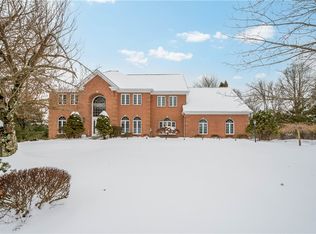 1648 Blackburn Heights Dr, Sewickley, PA 15143