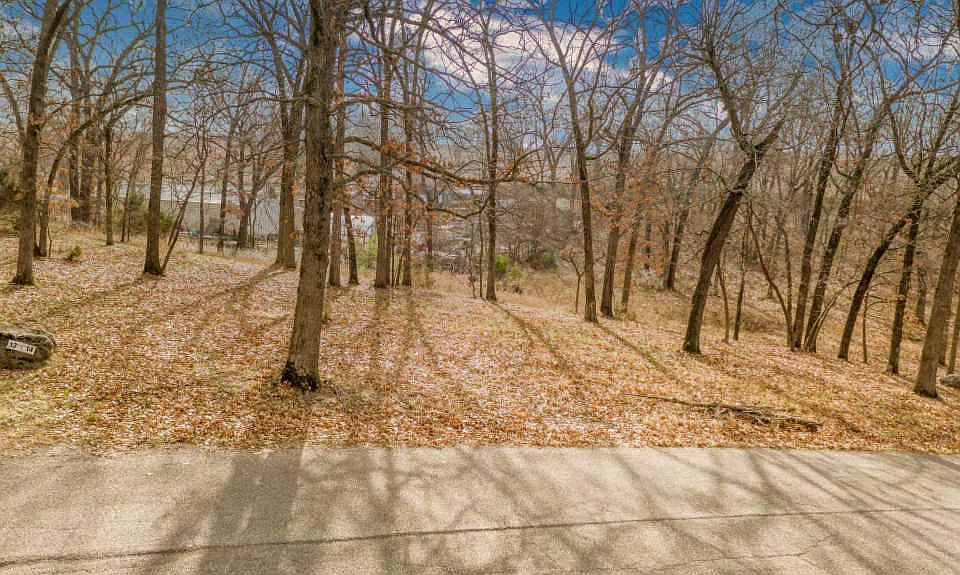 1st image of 3427 Scenic Dr