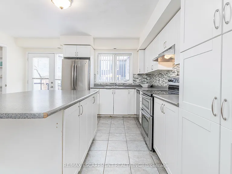 3050 Erin Centre Blvd #126 — Photo 5