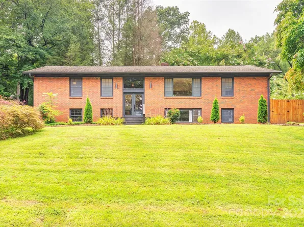 16 Beechwood Rd, Asheville, NC 28805