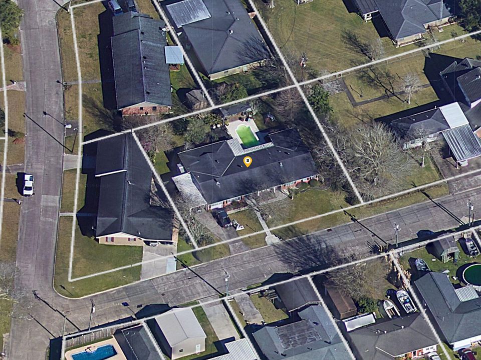2nd image of 508 Fern St