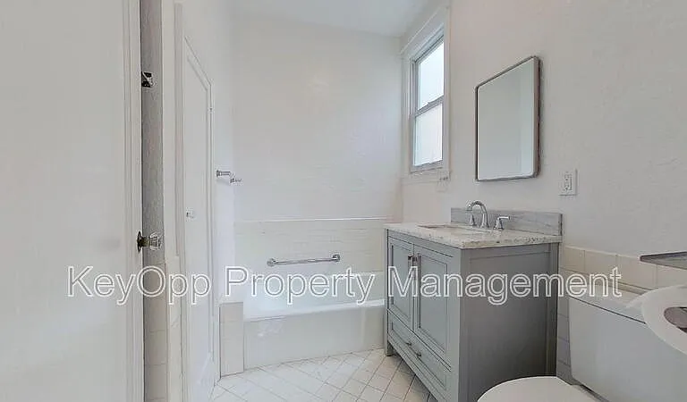 534 30th Ave — Photo 9