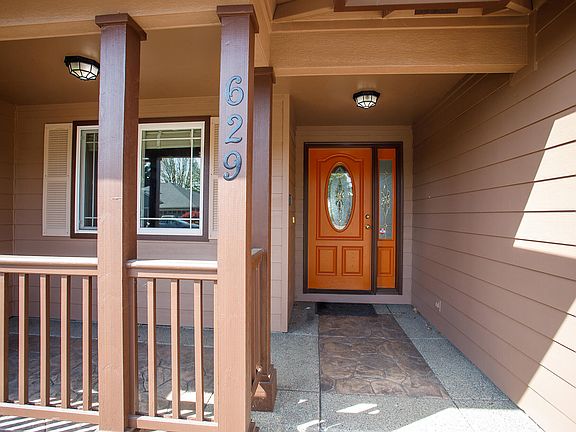 3rd image of 629 Cedarwood Dr