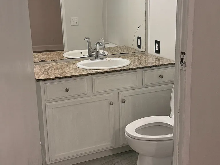 1400 Mobley Ln — Photo 6