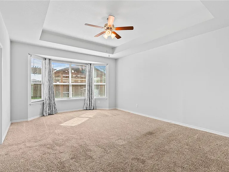 7602 Stampede Dr — Photo 7