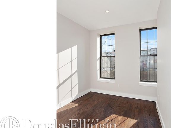 4th image of 794 Halsey St APT 3