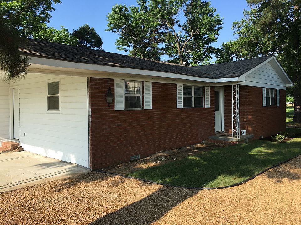 Front house with new drive